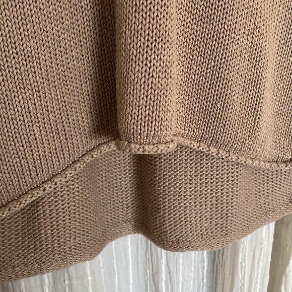 H&M Tan Sweater, Size L - Picture 6 of 8